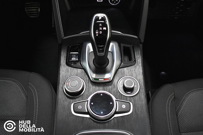 ALFA ROMEO Stelvio 2.2 Turbodiesel 190 CV AT8 Q4 Super Business